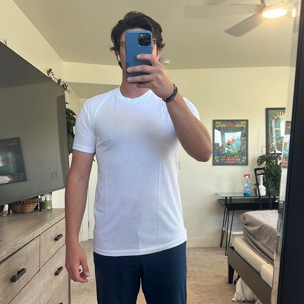 True Classic White T Shirt Men’s Mediun